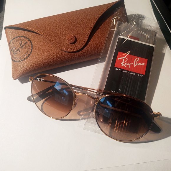 Ray-Ban Accessories - Women's Sunglasses